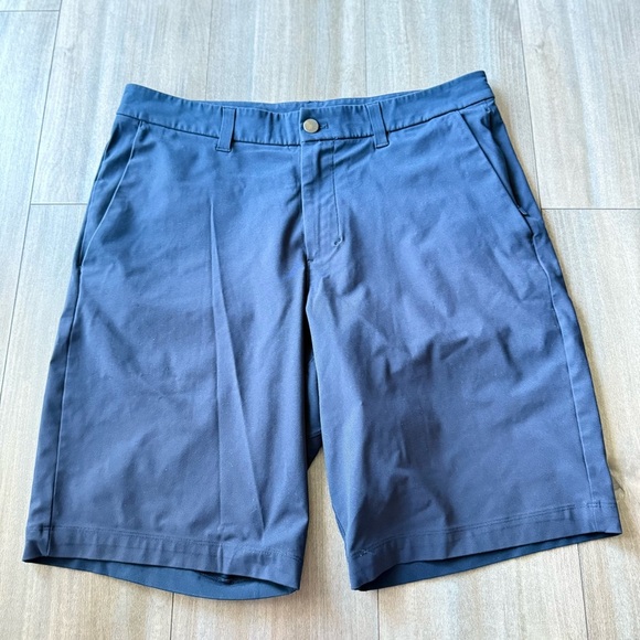 Lululemon men’s Commission Short Relaxed Warpstreme 11" True Navy size 32 - Picture 1 of 3